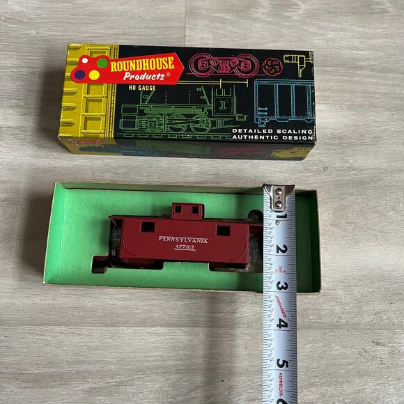 Roundhouse Products 1960s Caboose C 11 - 2:19 Pennsylvania Die Cast As-is - Picture 8 of 8